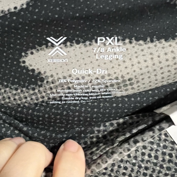 Women’s crap Capri leggings black white grey PXL highrise‎ XERSION petite - Picture 7 of 8